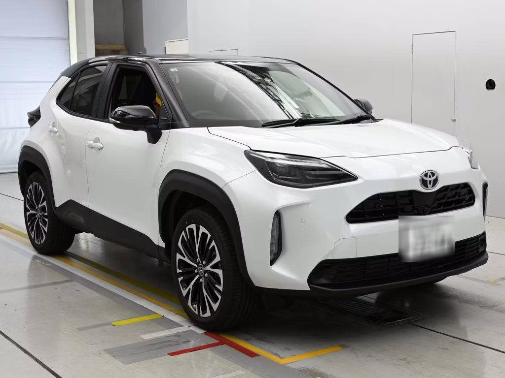 TOYOTA YARIS CROSS