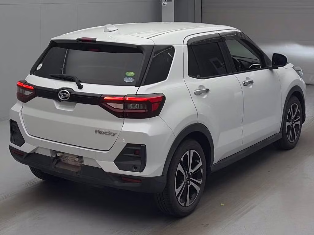 DAIHATSU ROCKY