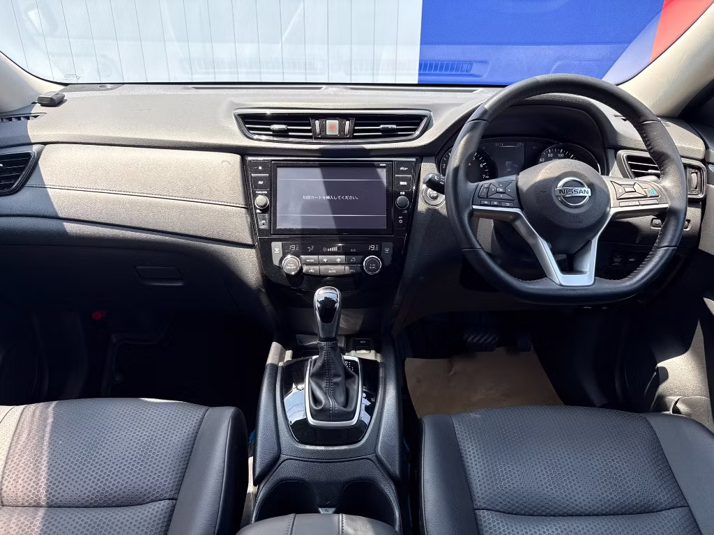 NISSAN X-TRAIL