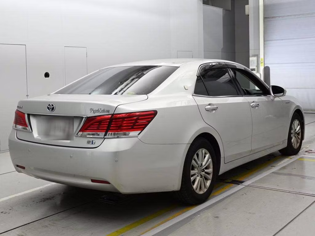TOYOTA CROWN