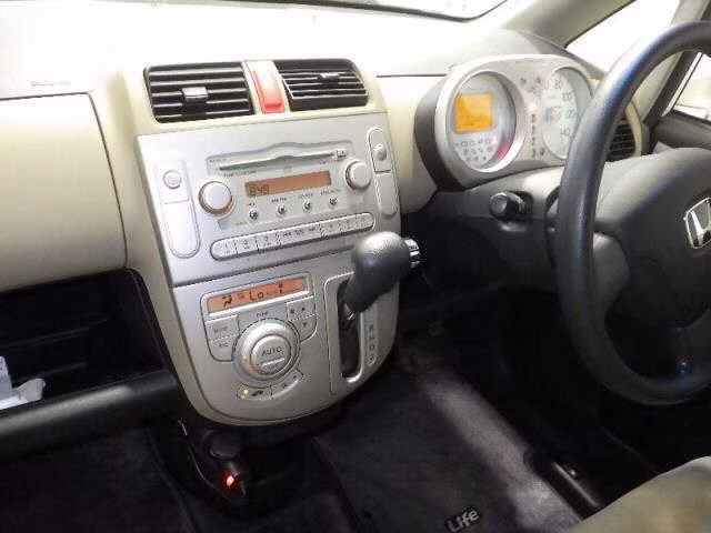 HONDA LIFE