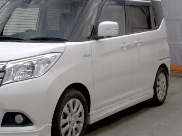 MITSUBISHI DELICA D:2
