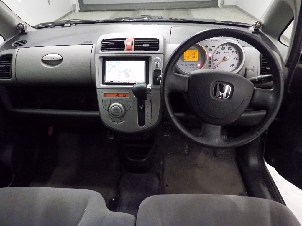 HONDA LIFE
