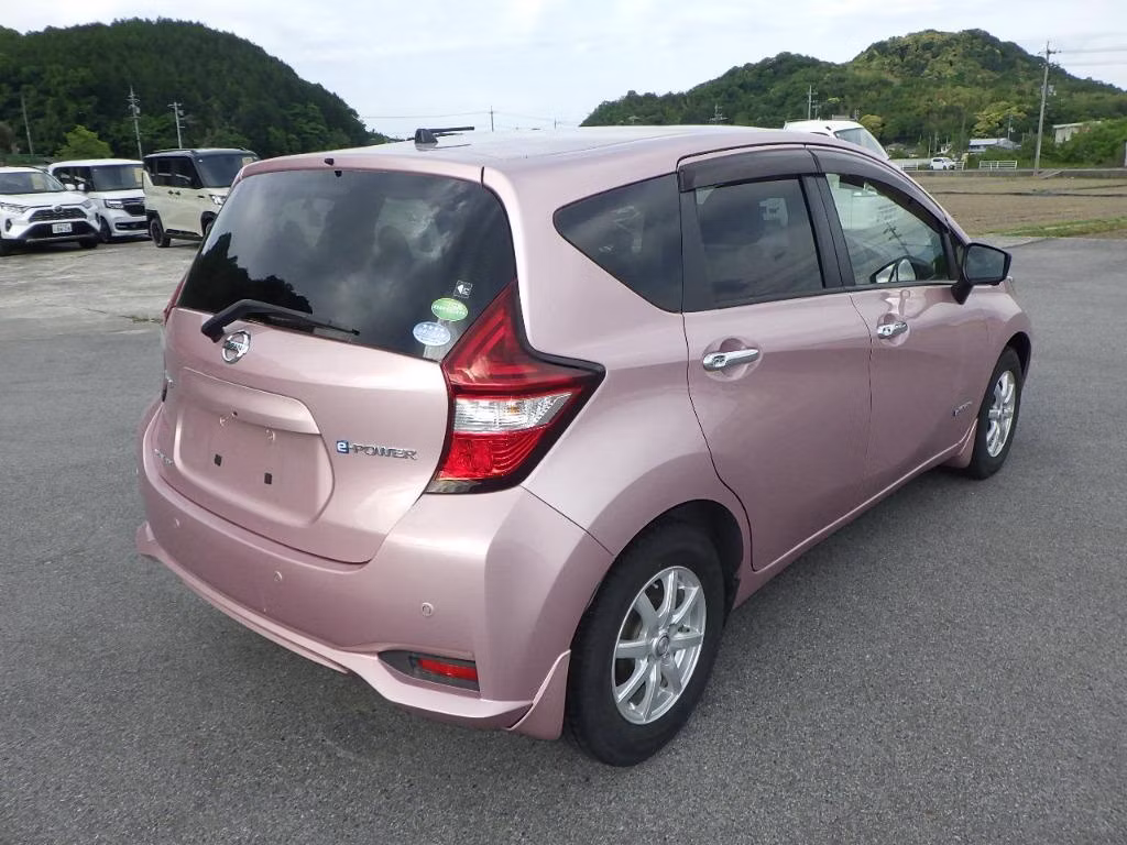 NISSAN NOTE