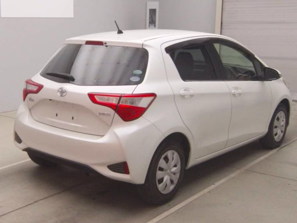TOYOTA VITZ