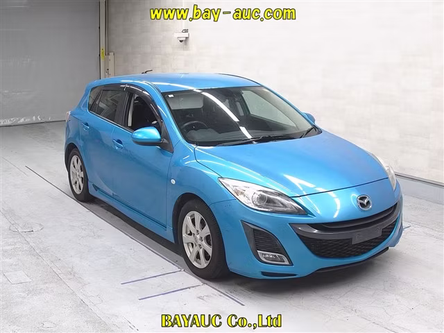 MAZDA AXELA