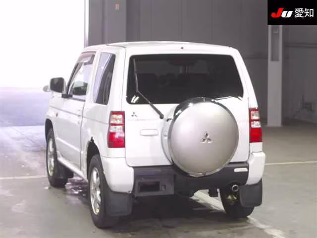 MITSUBISHI PAJERO MINI