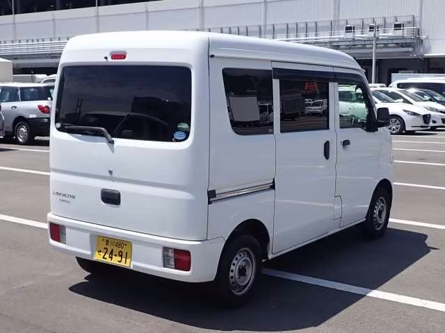 MITSUBISHI MINICAB