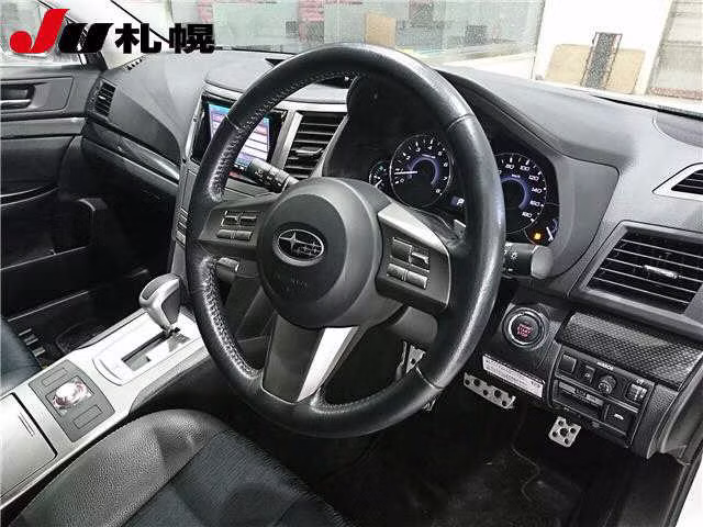 SUBARU OUTBACK