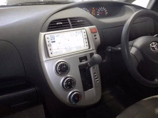 TOYOTA RACTIS