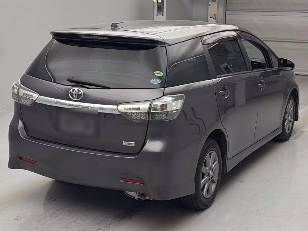 TOYOTA WISH