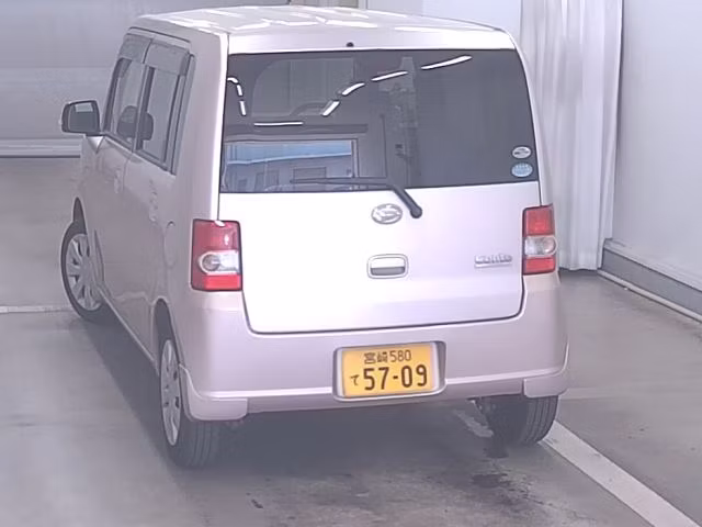 DAIHATSU MOVE CONTE