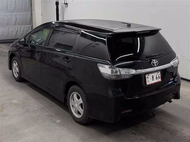 TOYOTA WISH