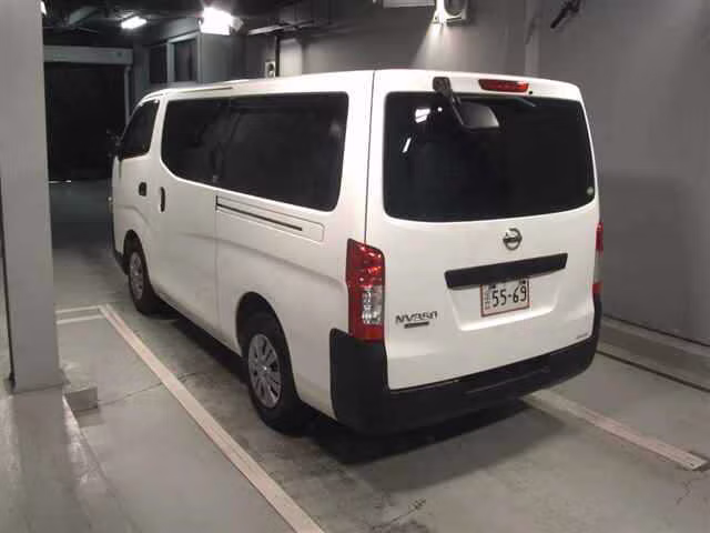 NISSAN NV350 CARAVAN