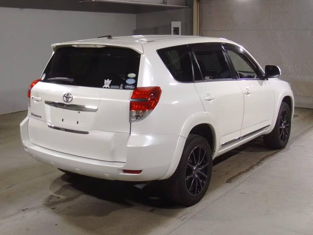TOYOTA VANGUARD