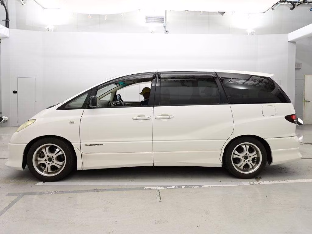 TOYOTA ESTIMA