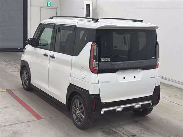 MITSUBISHI DELICA MINI