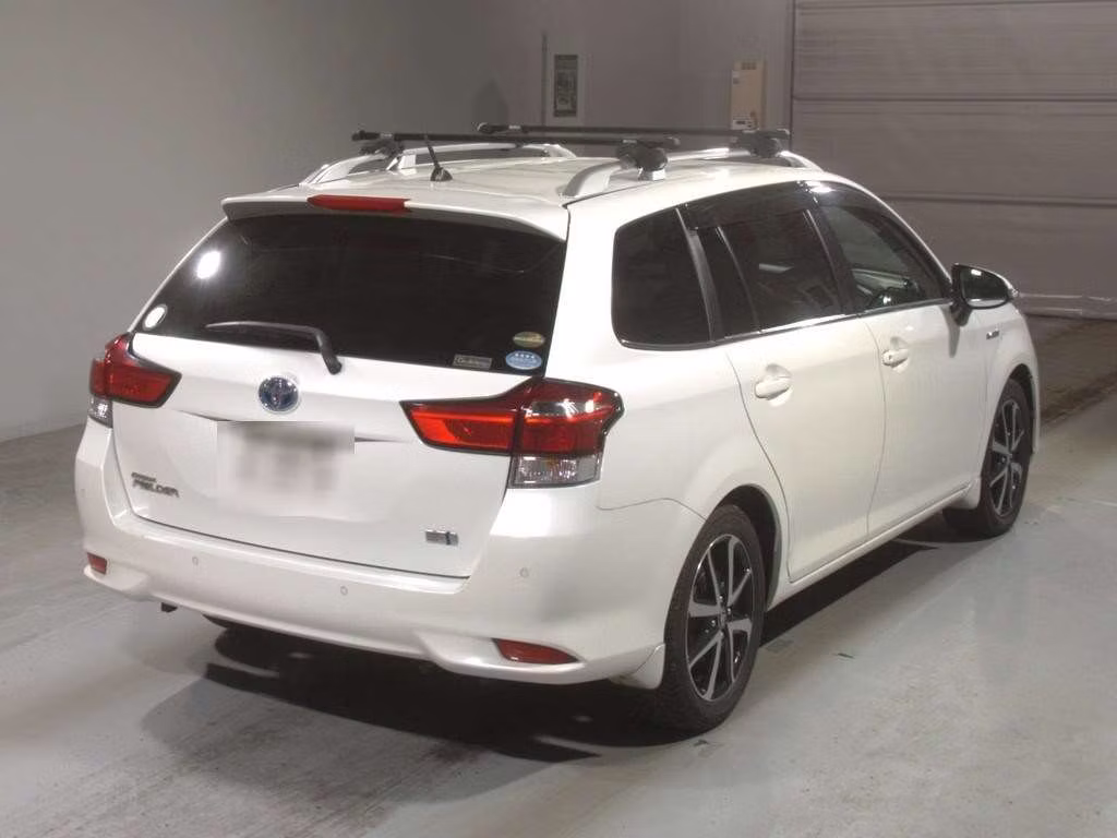 TOYOTA COROLLA FIELDER