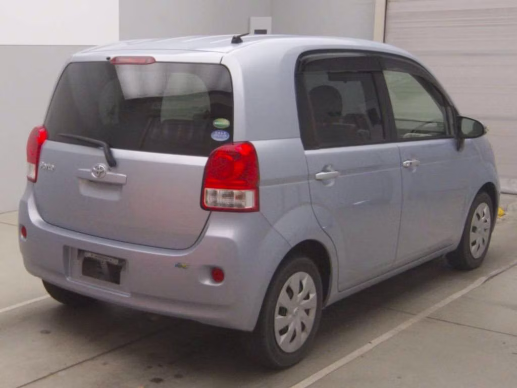 TOYOTA PORTE
