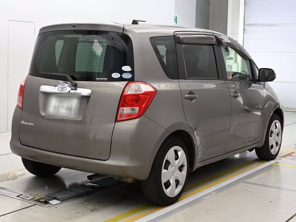 TOYOTA RACTIS
