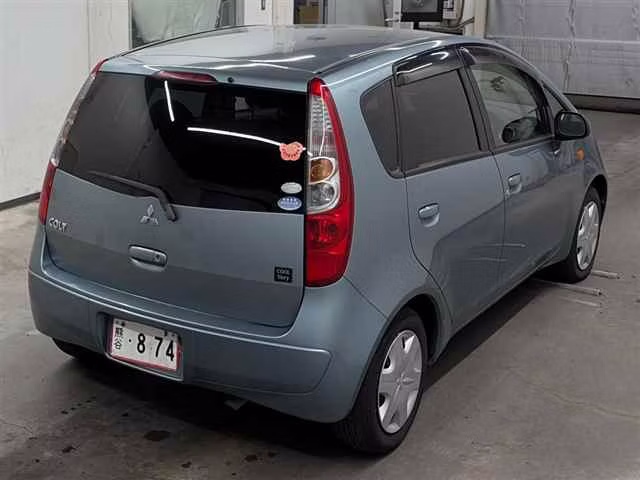 MITSUBISHI COLT