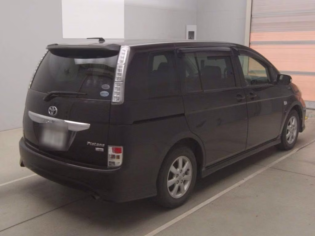 TOYOTA ISIS