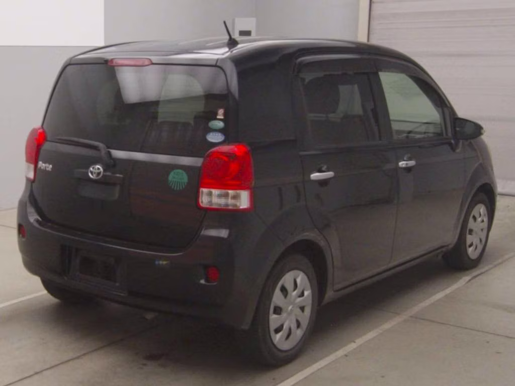 TOYOTA PORTE