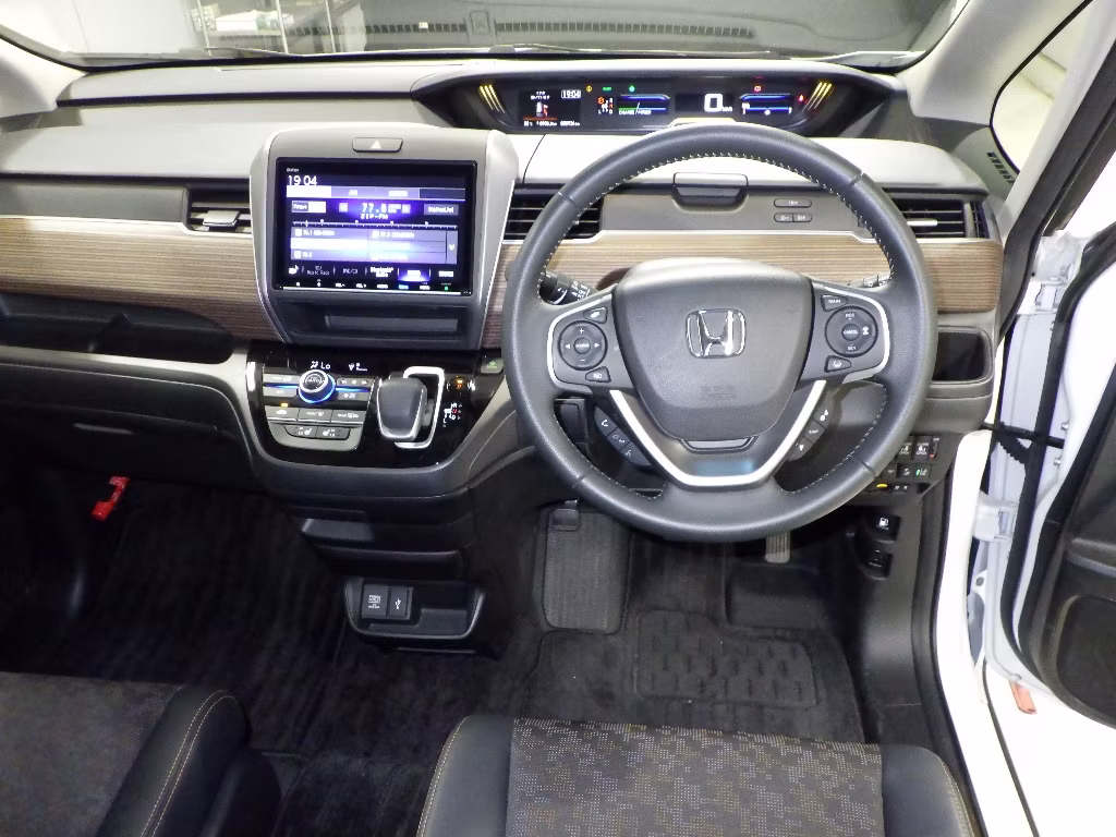 HONDA FREED+