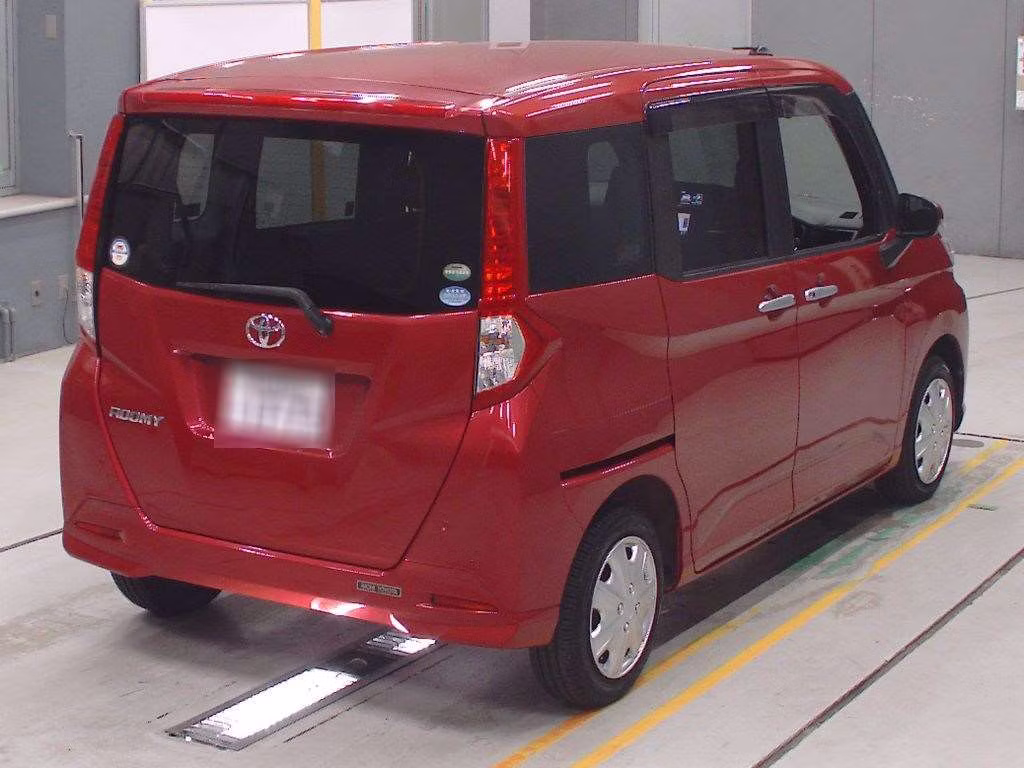 TOYOTA ROOMY