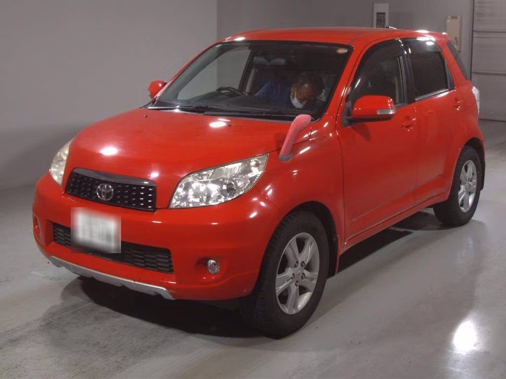 TOYOTA RUSH