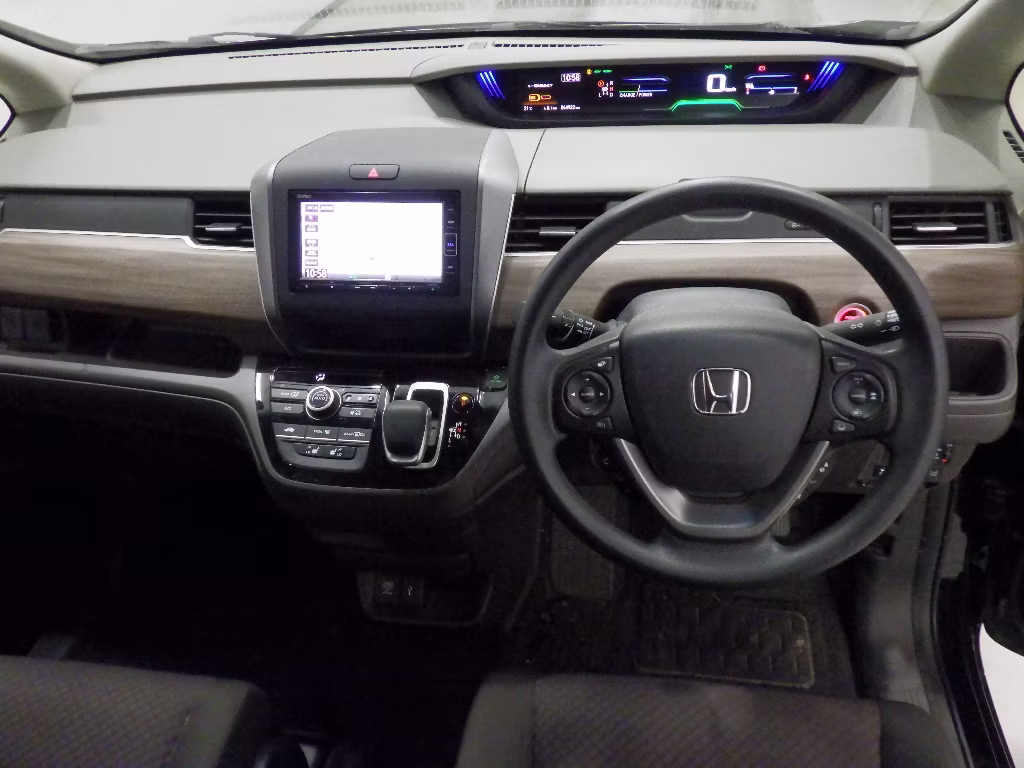 HONDA FREED+