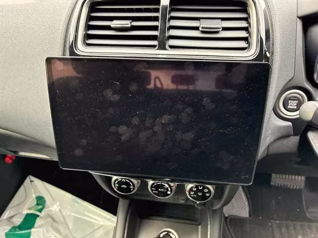 MITSUBISHI RVR