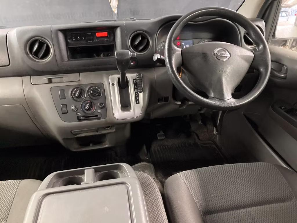 NISSAN NV350 CARAVAN