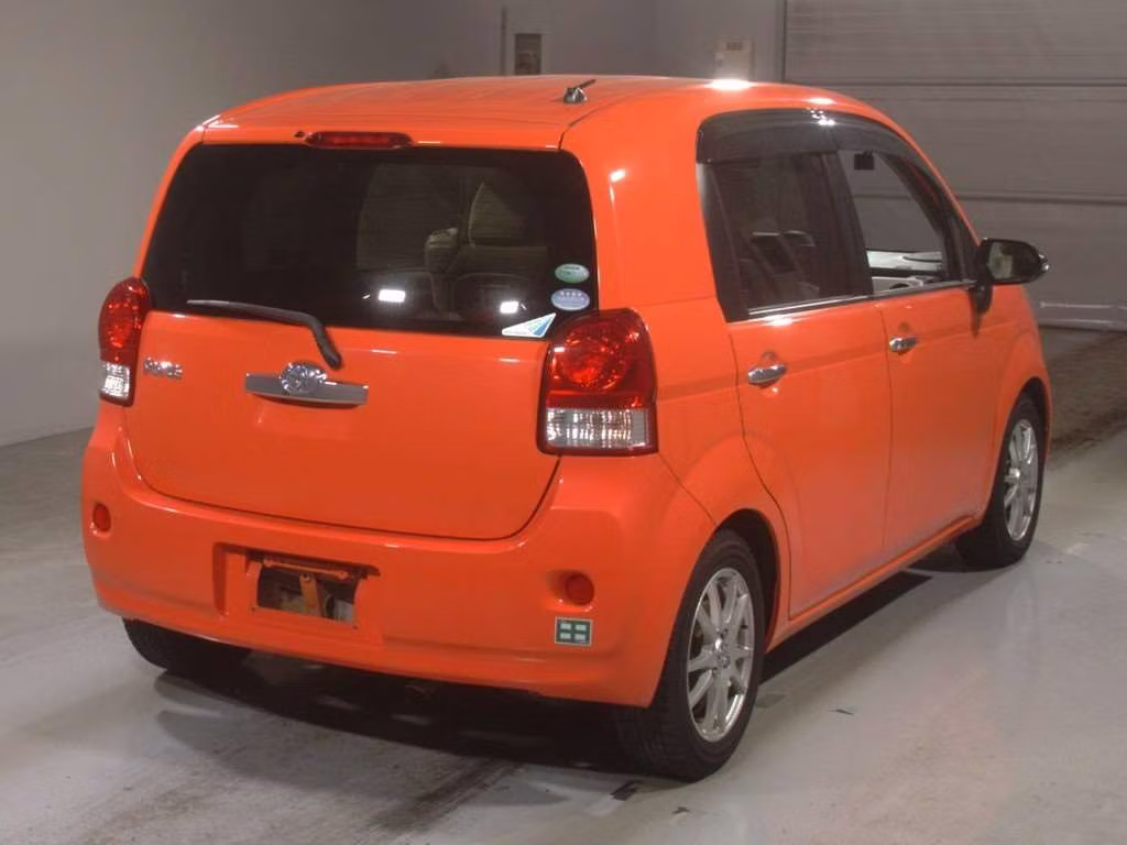 TOYOTA PORTE