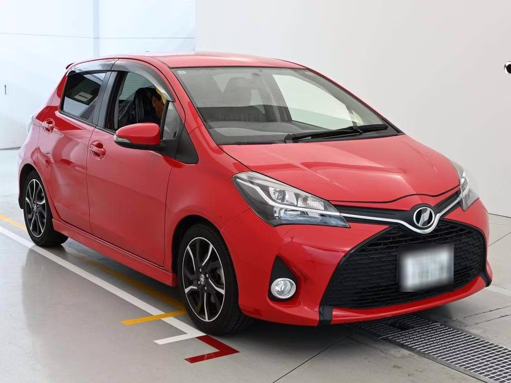 TOYOTA VITZ