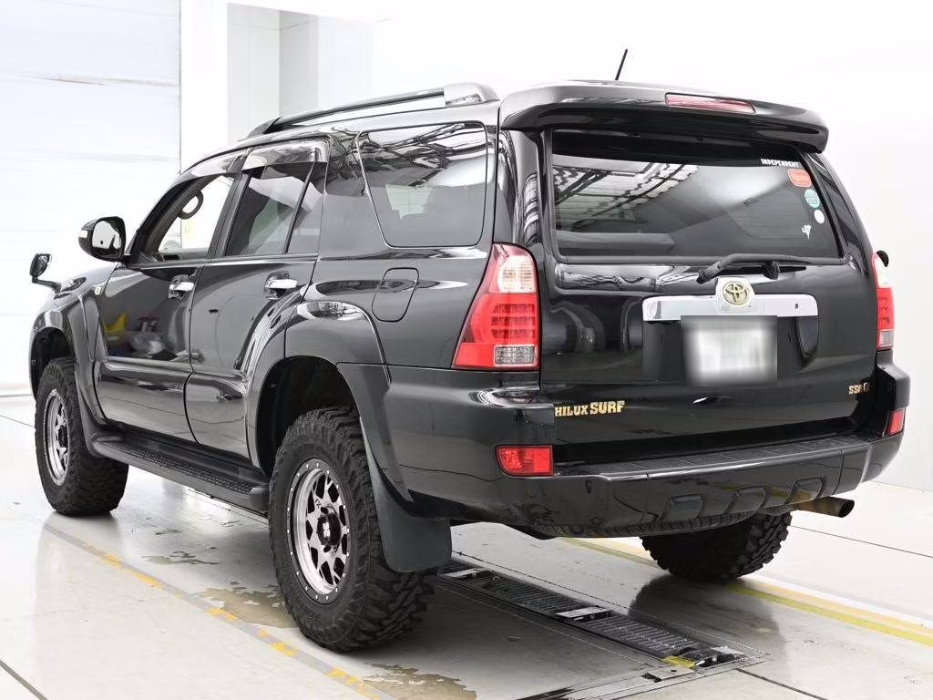 TOYOTA HILUX SURF
