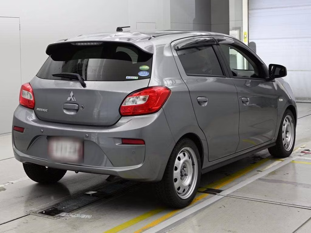 MITSUBISHI MIRAGE