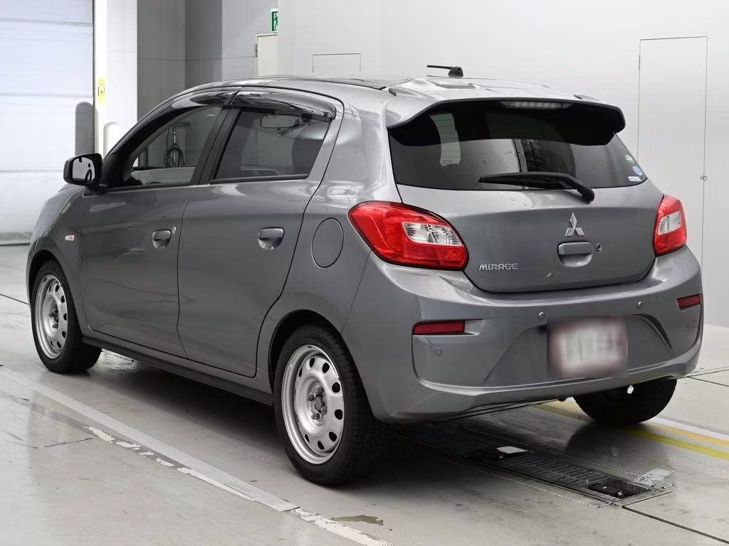MITSUBISHI MIRAGE