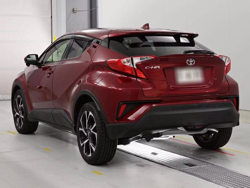 TOYOTA C-HR