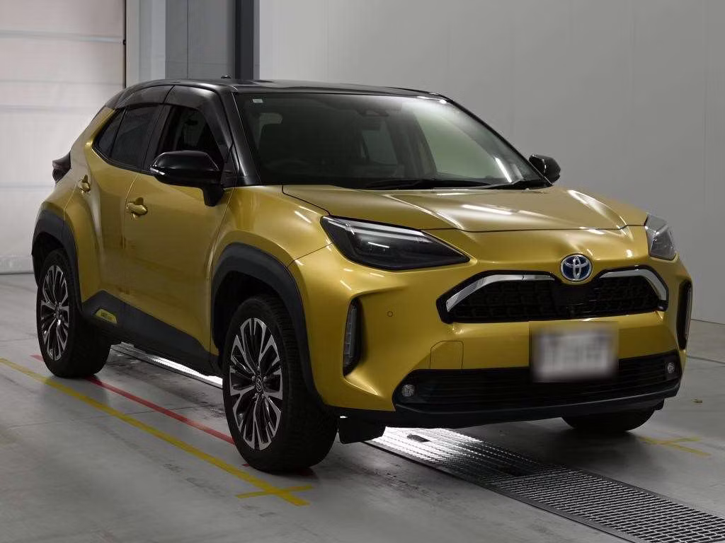 TOYOTA YARIS CROSS