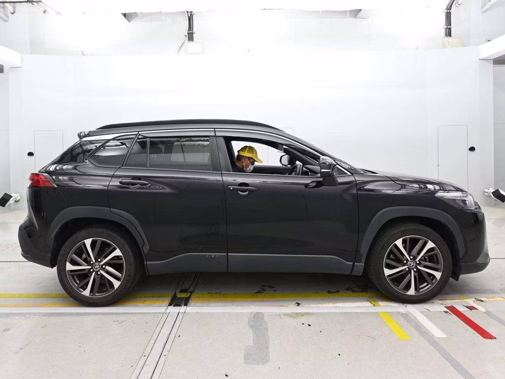 TOYOTA COROLLA CROSS