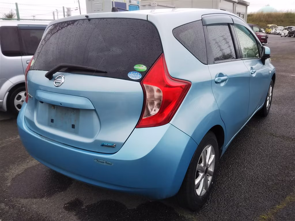 NISSAN NOTE