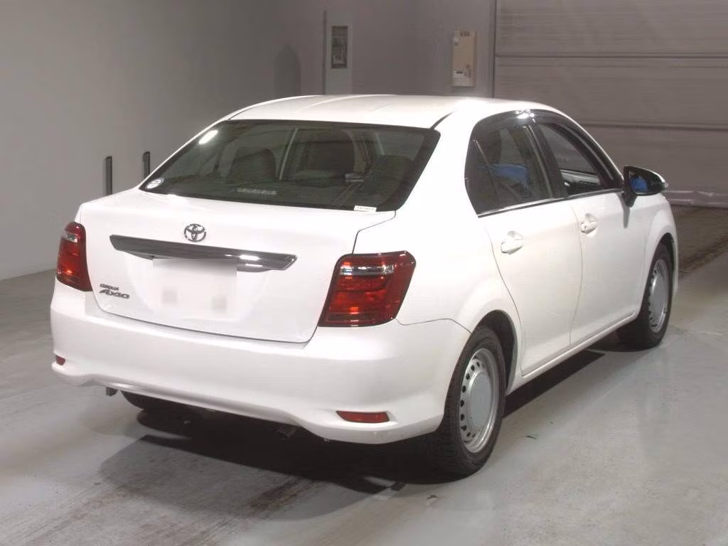 TOYOTA COROLLA AXIO