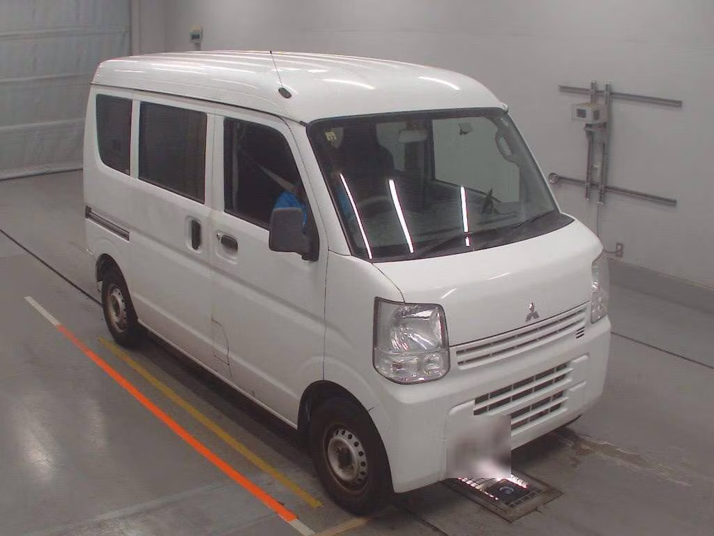 MITSUBISHI MINICAB