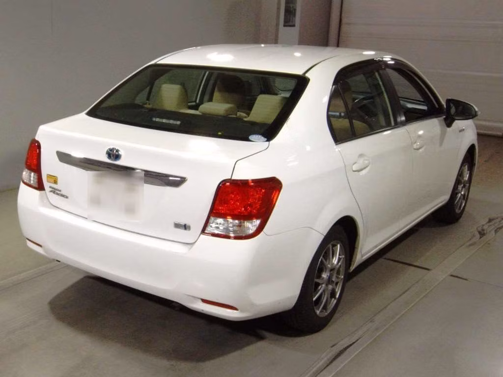 TOYOTA COROLLA AXIO