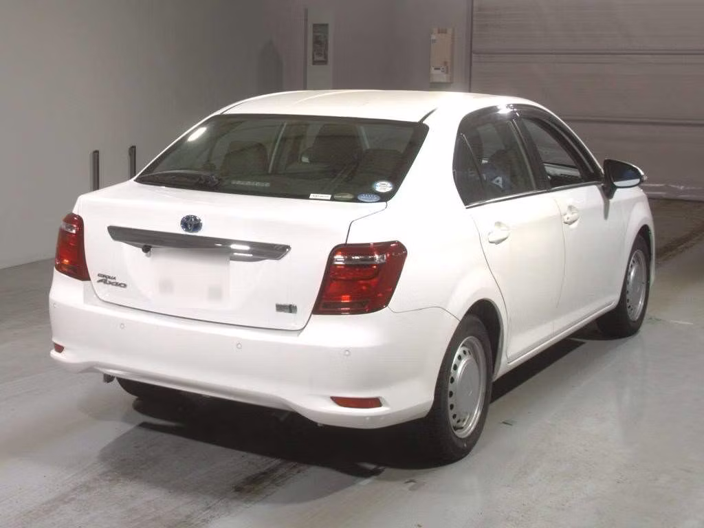 TOYOTA COROLLA AXIO