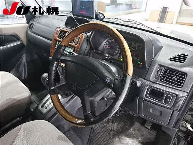 MITSUBISHI PAJERO IO