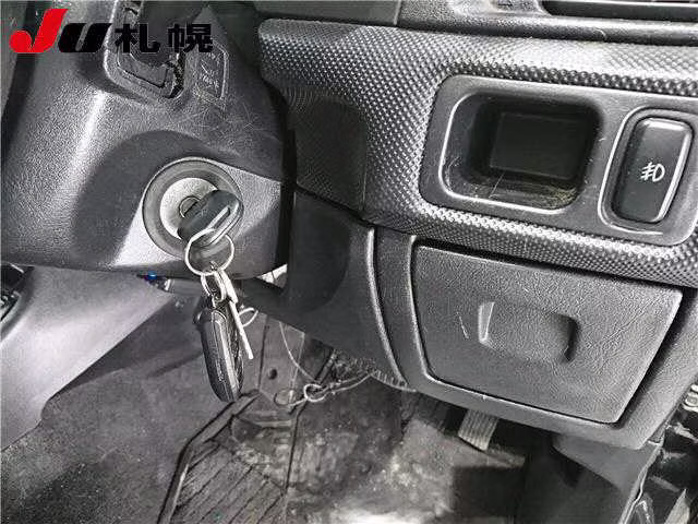 MITSUBISHI PAJERO IO