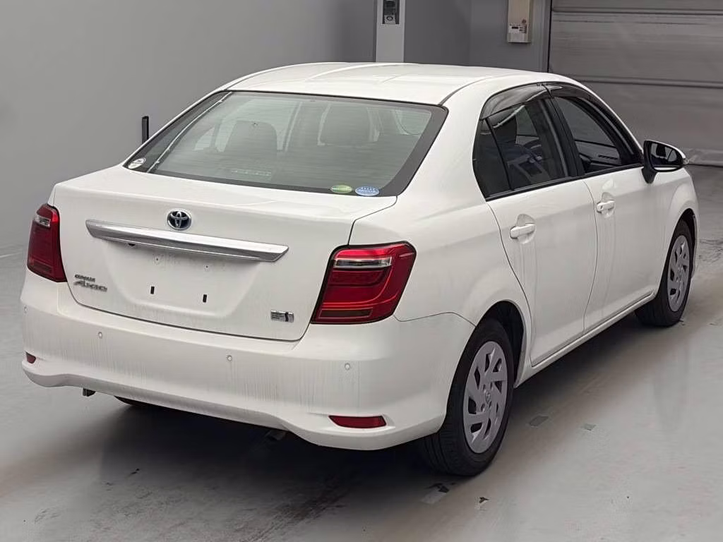 TOYOTA COROLLA AXIO