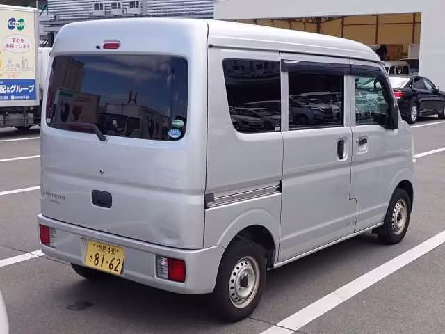 MITSUBISHI MINICAB